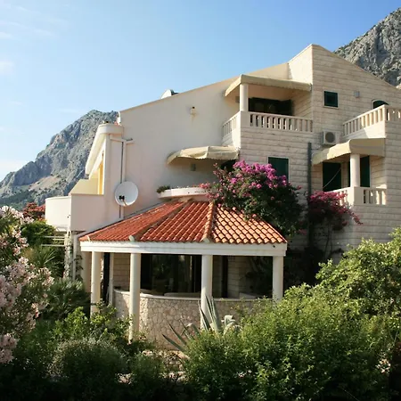 Apartamento Margitta Mit Pool, Tennisplatz Und Meerblick Drasnice